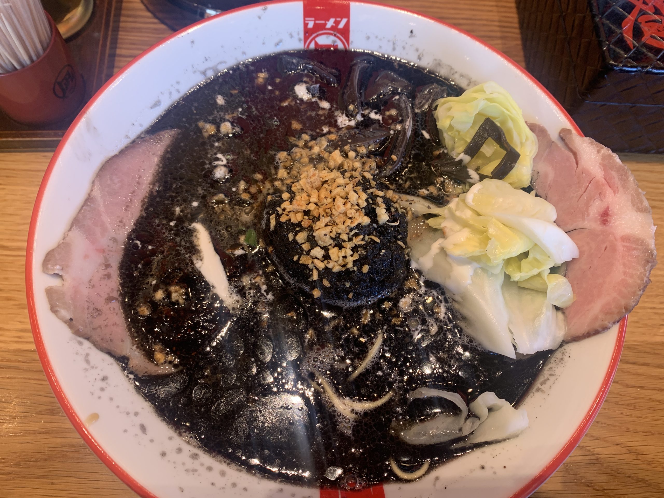 Ramen Nagi Black King in センチュリーシティー　イカスミラーメン